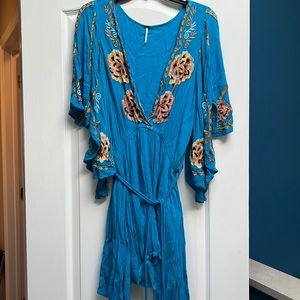 Free people split sleeve embroidered beach cover up
